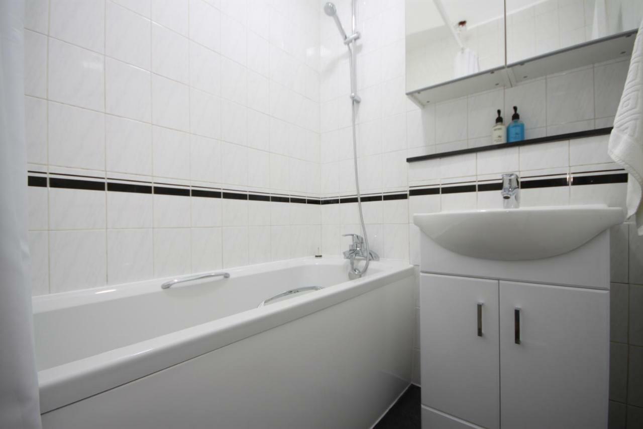 Camden Town Spacious 2 Bedroom Apartment - Sleeps 5 Guests! London Exterior photo