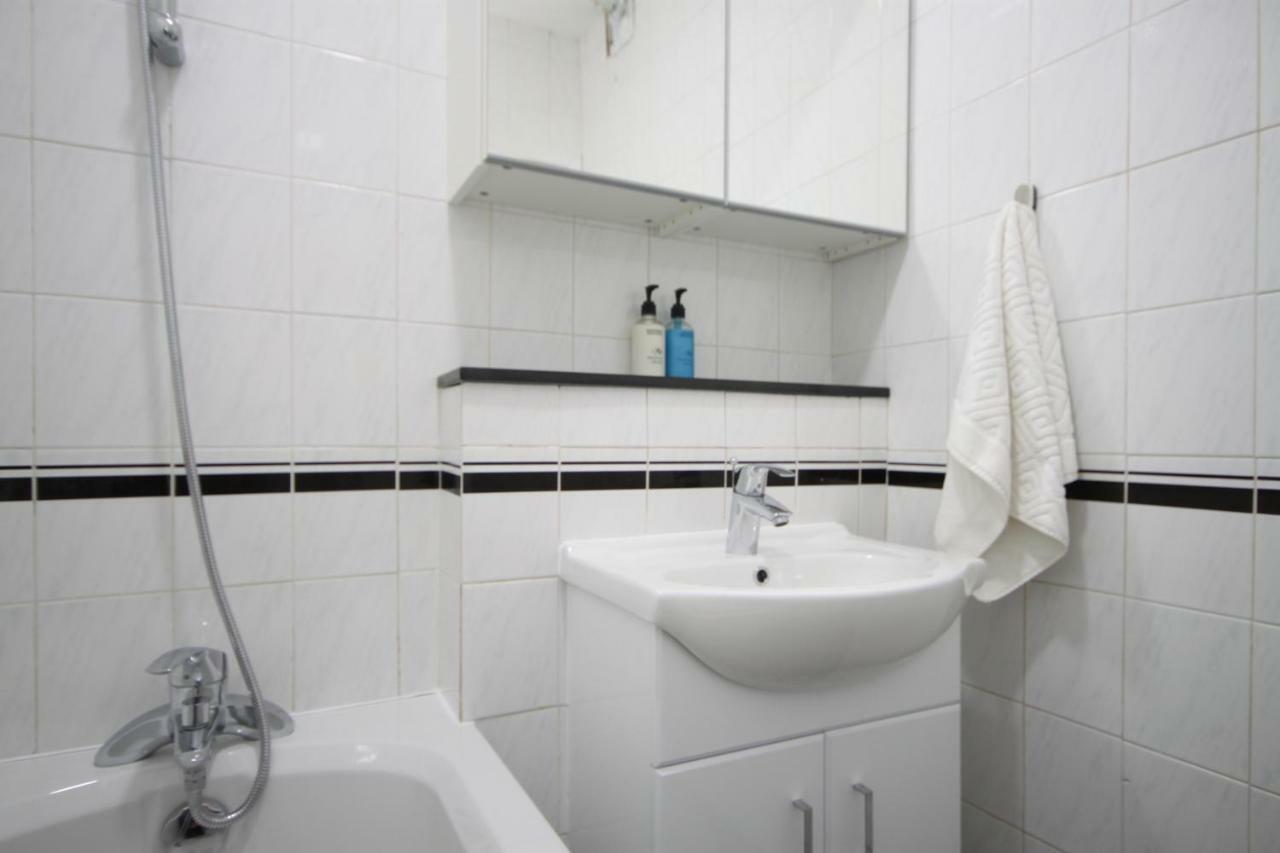 Camden Town Spacious 2 Bedroom Apartment - Sleeps 5 Guests! London Exterior photo